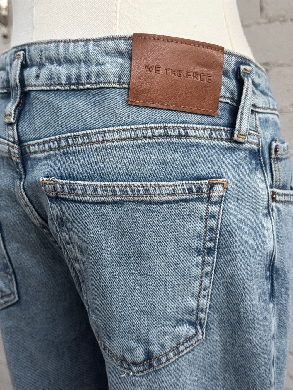 Free People We The Free Emre Flare Jeans Poppy Blue Size 28 - Picture 11 of 16